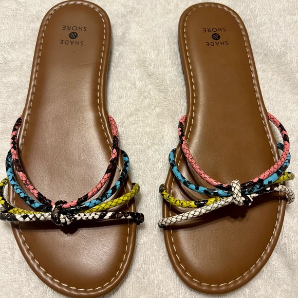 Shade & Shore Other - Shade and Shore multi-colored strappy sandal- Women Size 7
